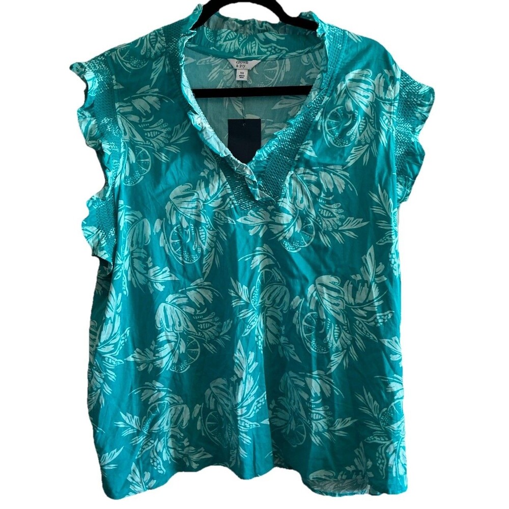 Crown & Ivy Smocked Ruffle Neck Short Sleeves Women’s Plus Top V Neck Sz 3X NWT